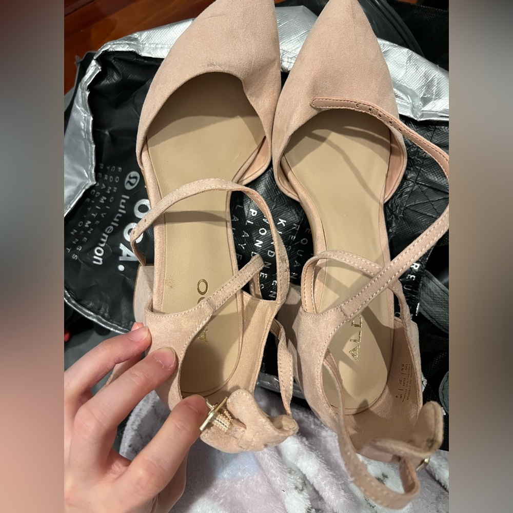 Aldo pink sandal